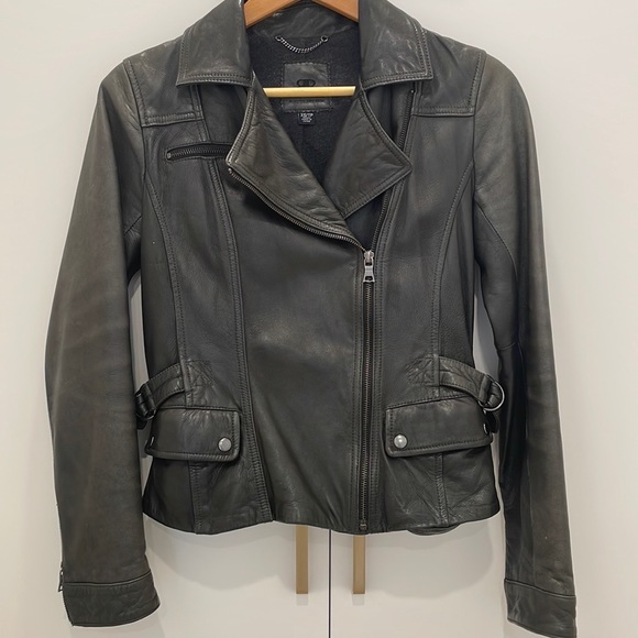 Banana Republic Leather Jacket - Picture 2 of 6